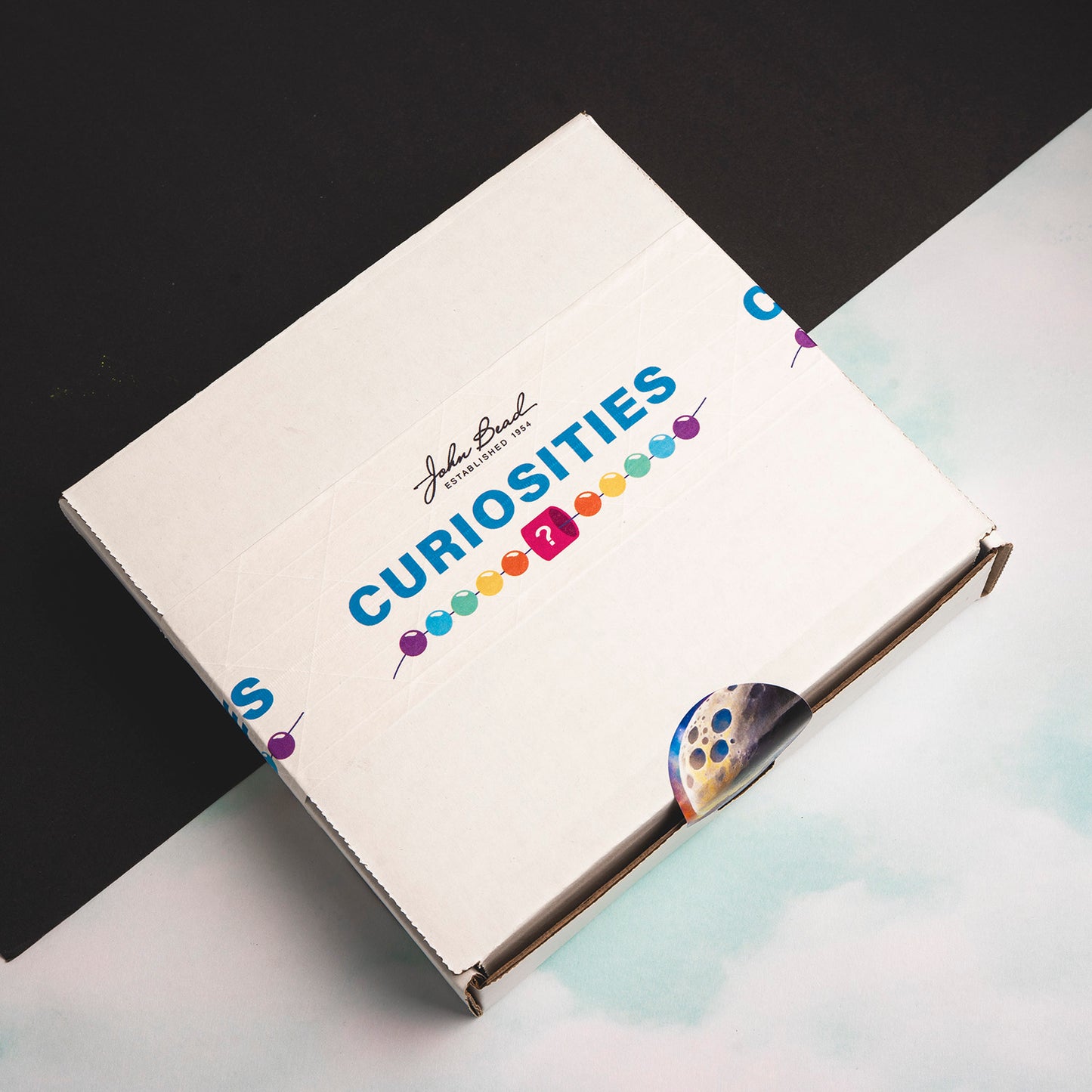 CURIOSITIES Box # 8 - Moon Landing